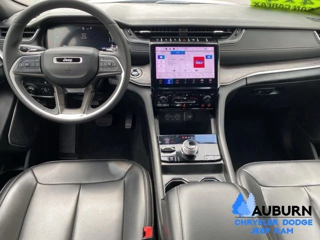 Used 2024 White Jeep 4xe image 28