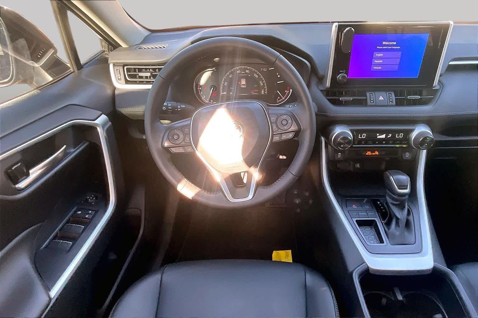 Used 2025 Midnight Black Metallic Toyota XLE Premium image 6