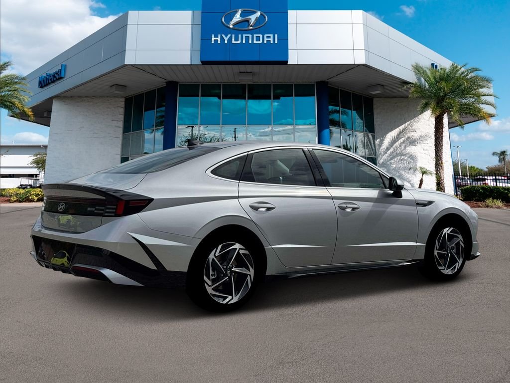 New 2026 Silver Hyundai SEL Sport image 28