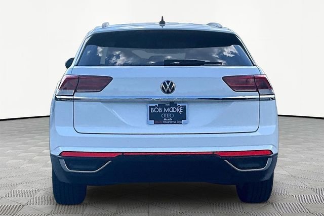 Used 2020 White Volkswagen 2.0T S image 4