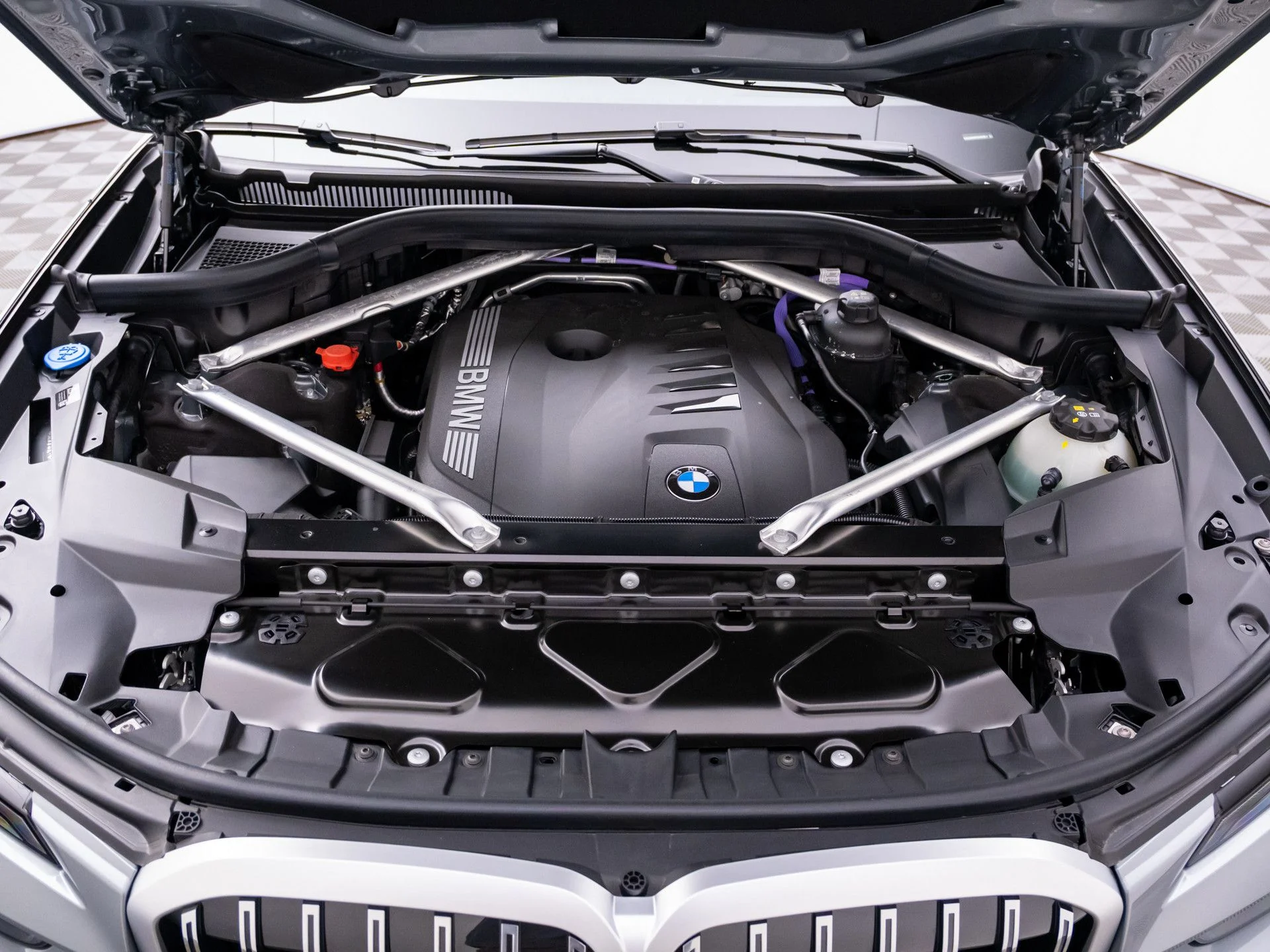 New 2026 Gray BMW xDrive40i image 33