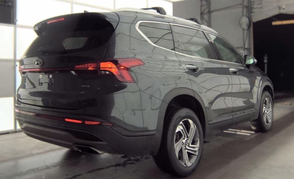 Used 2023 Gray Hyundai SEL image 3