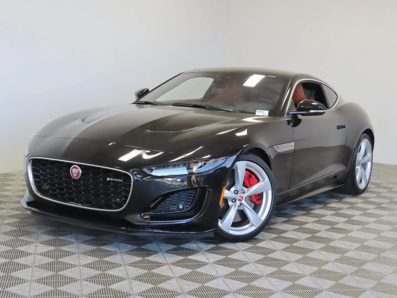 Used 2022 Santorini Black Jaguar P450 R-Dynamic image 1