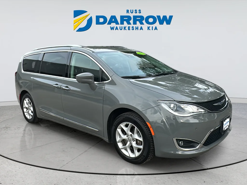 Used 2020 White Chrysler Touring L Plus image 7