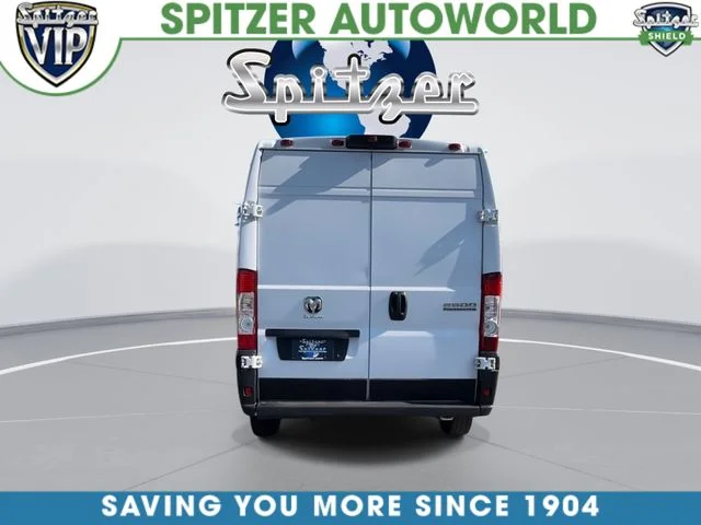 Used 2025 White Ram High Roof image 9