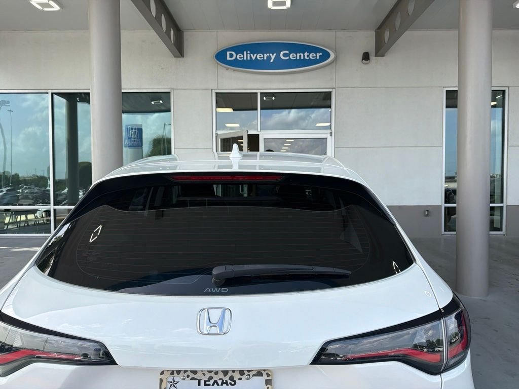 Certified Used 2024 Platinum White Pearl Honda LX image 5