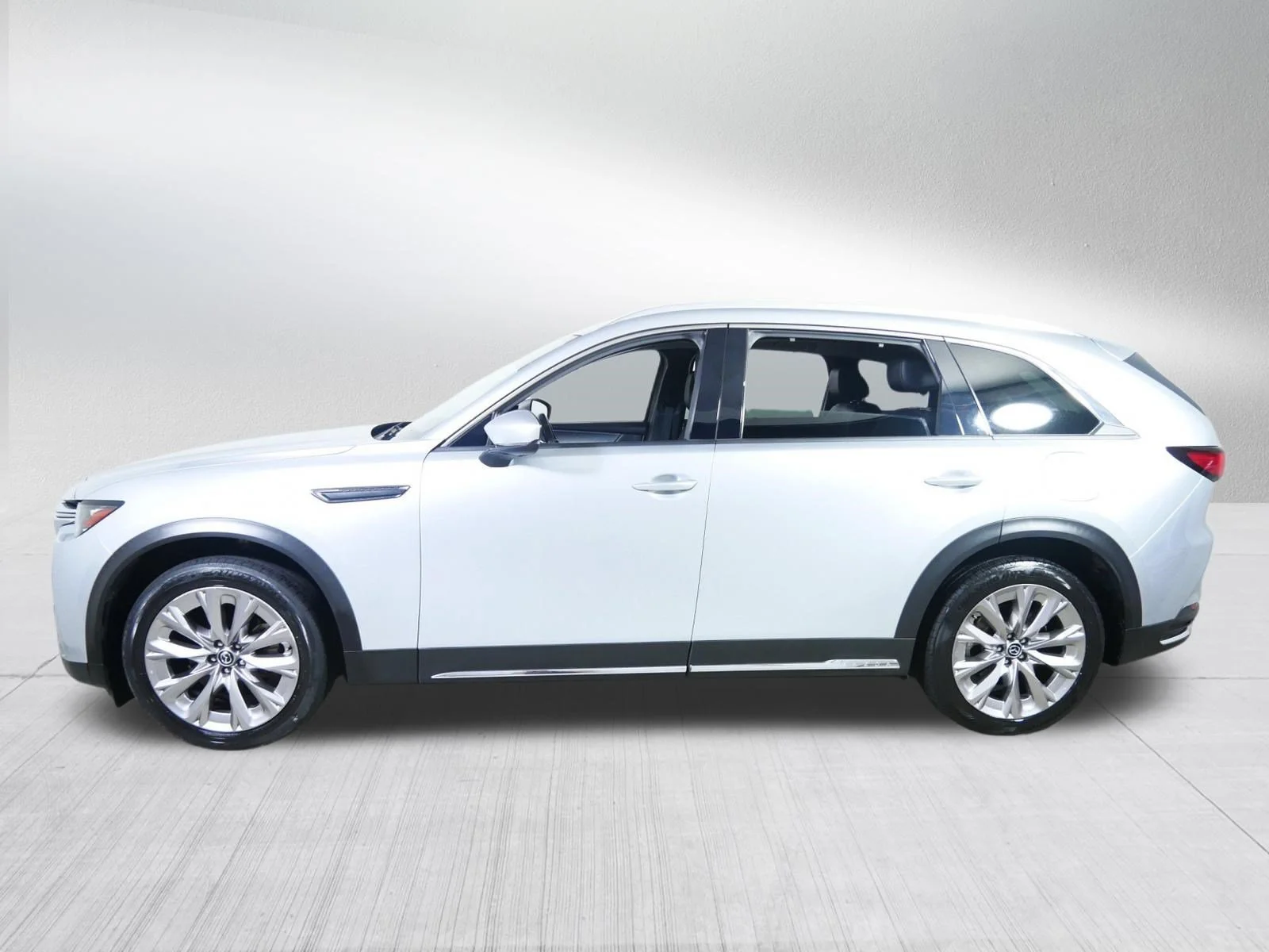 Used 2024 Sonic Silver Mazda 3.3 Turbo Premium image 4