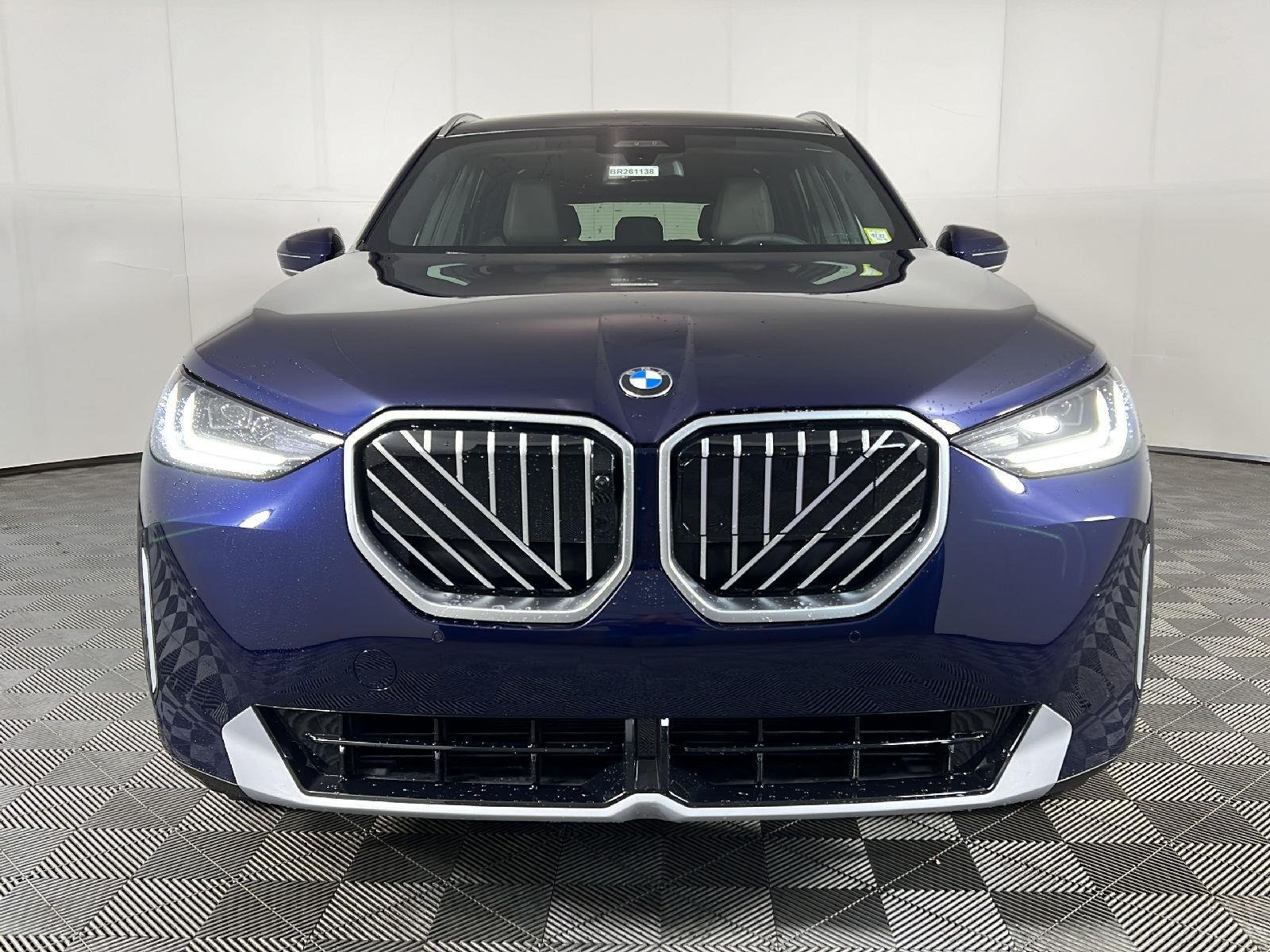 New 2026 Tanzanite Blue II Metallic BMW 30 xDrive image 18