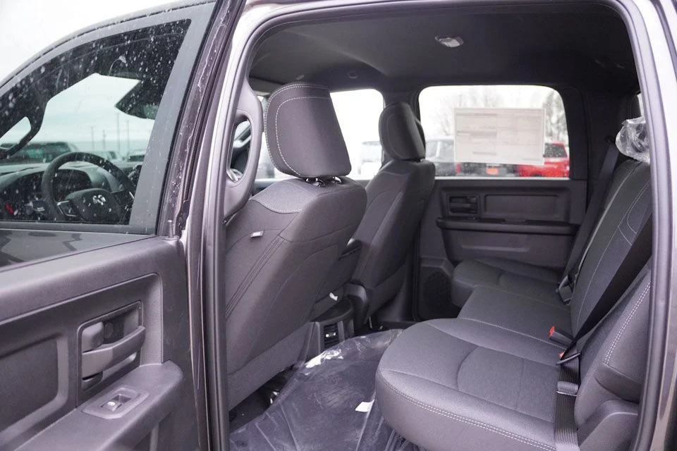 2026 RAM 2500 Tradesman/Black Express - Photo 12