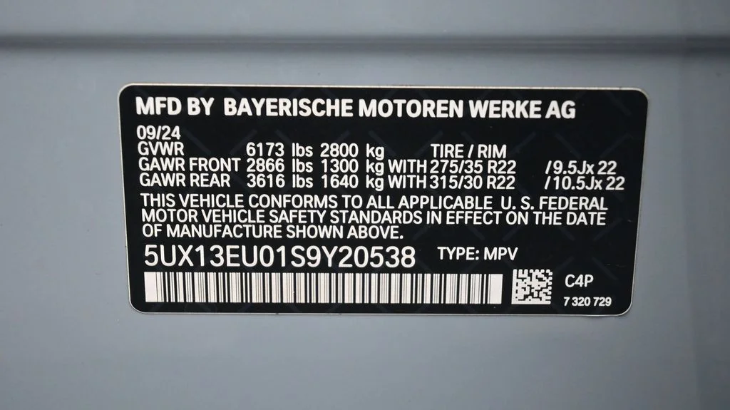 Certified Used 2025 Brooklyn Grey Metallic BMW sDrive40i image 27