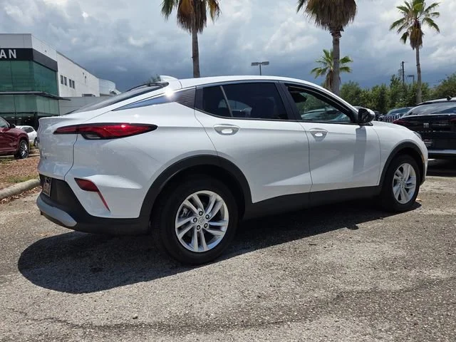New 2026 Summit White Buick Preferred image 7