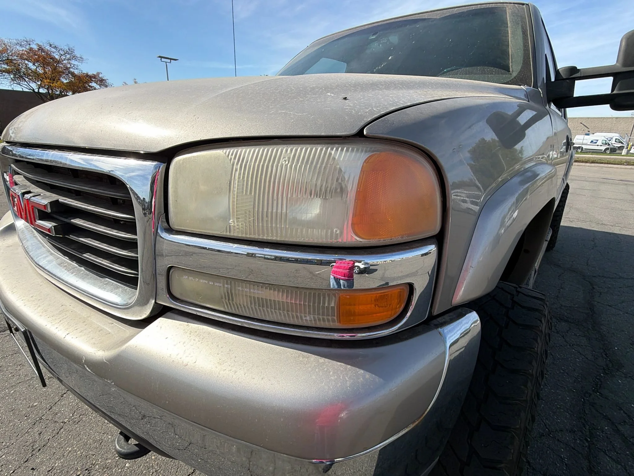 Used 2002 Gold GMC SLE image 10