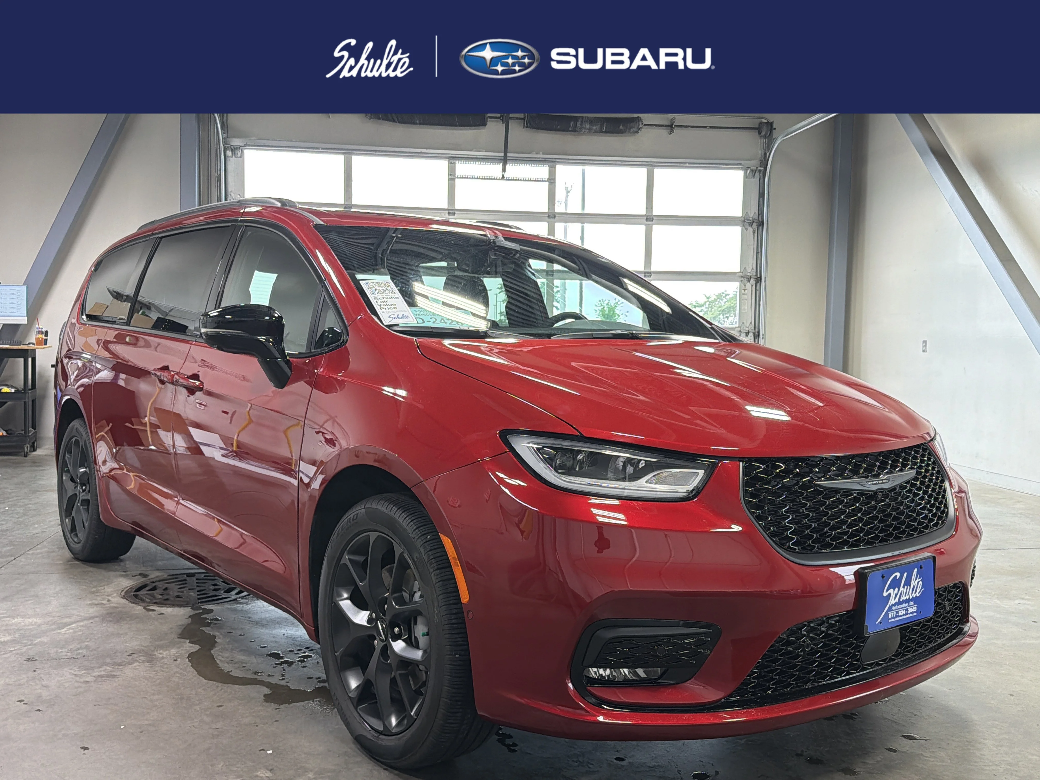 2025 Chrysler Pacifica Limited AWD's photo