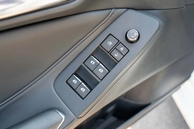 Used 2022 Beige Toyota XLE image 20
