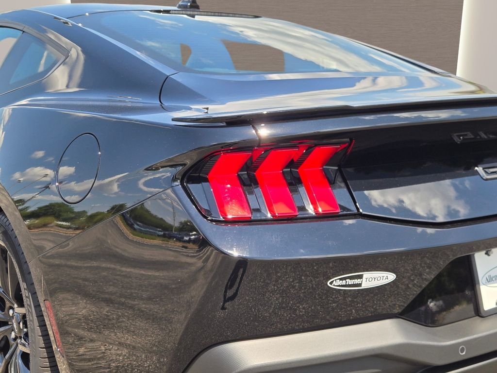 Used 2026 Black Ford GT Premium image 9