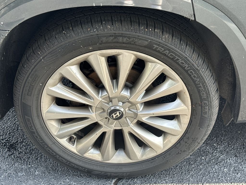 Used 2020 Gray Hyundai Limited image 14