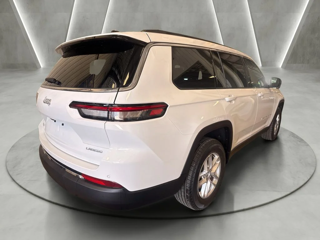 New 2026 Bright White Clearcoat Jeep Laredo image 6