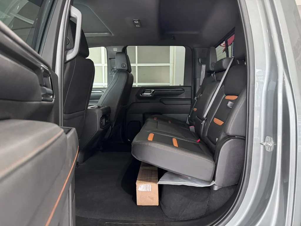 2025 GMC Sierra 2500HD AT4 - Photo 14