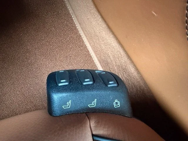 Used 2011 Black Mercedes-Benz Base image 31