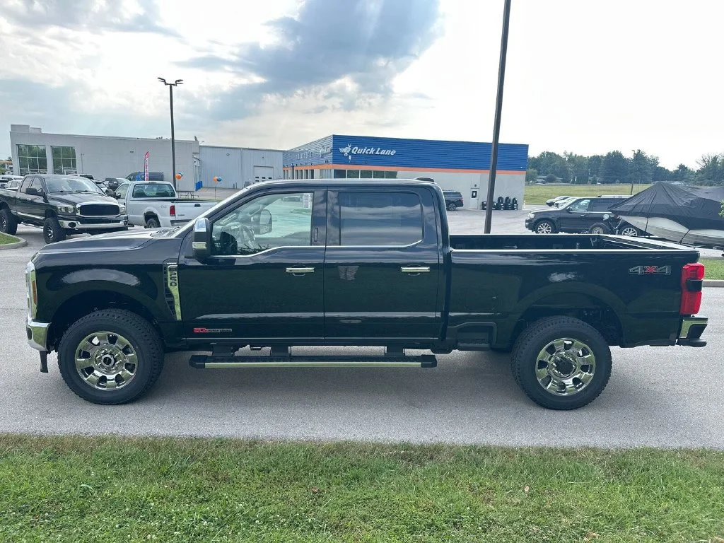 New 2027 Black Ford Lariat image 11