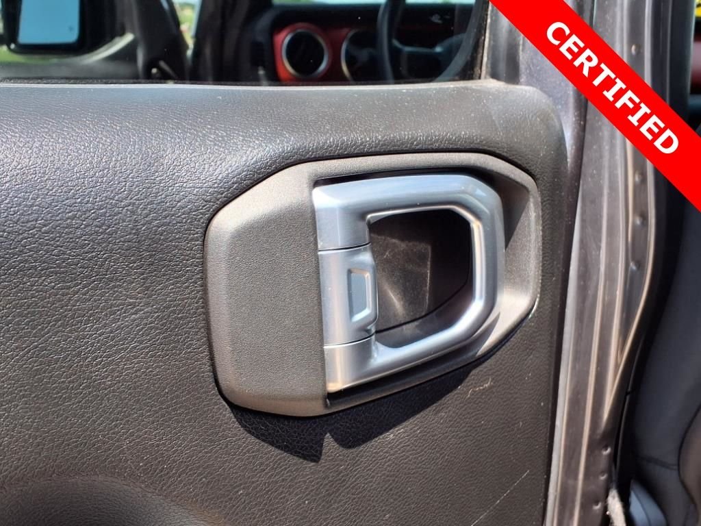 Certified Used 2022 Gray Jeep Rubicon image 10