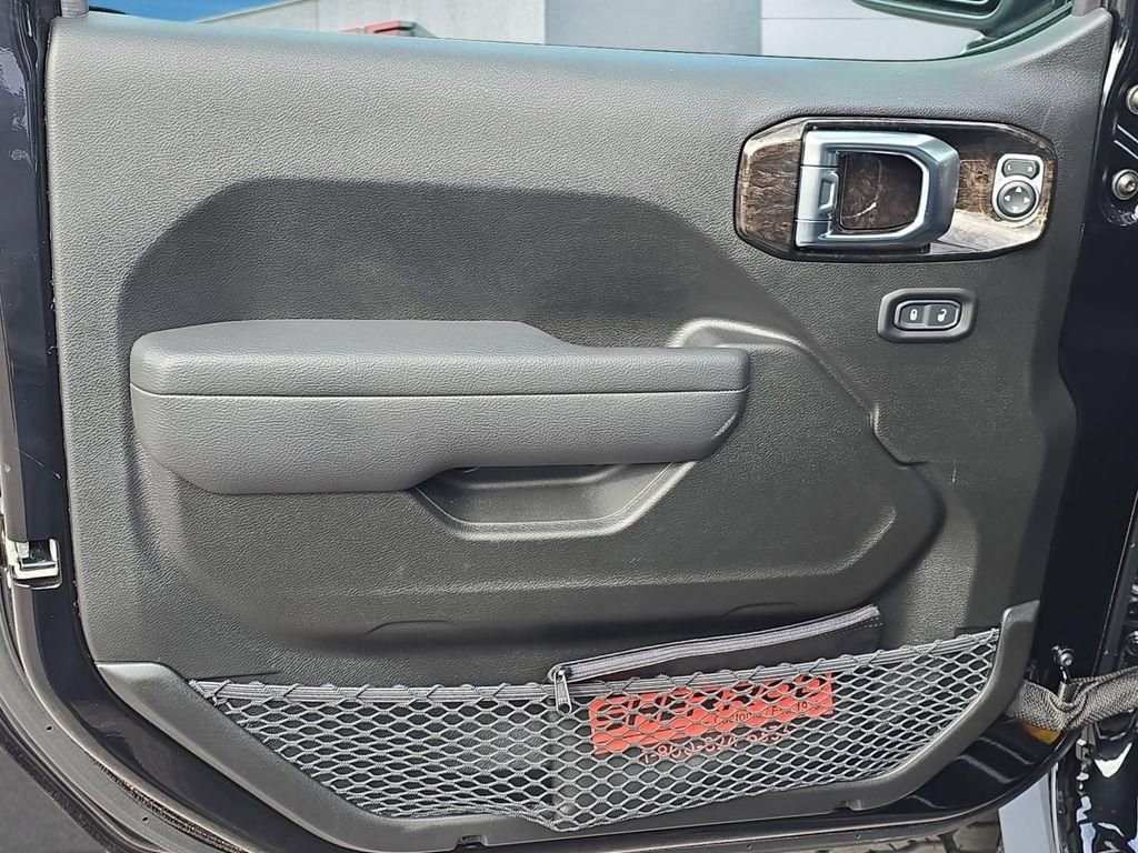 2025 Jeep Wrangler 4-Door Willys - Photo 13
