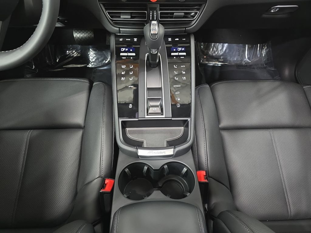 New 2026 Chalk Porsche  image 20