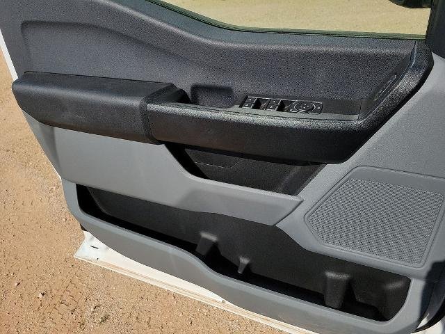 2024 Ford F-550 Super Duty Chassis Cab XL - Photo 45