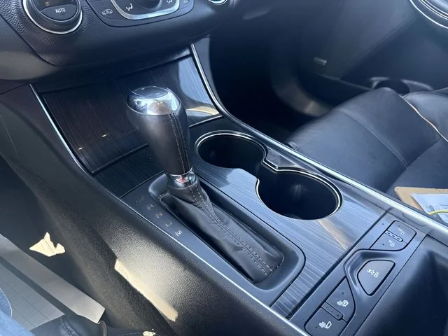 Used 2019 Black Chevrolet Premier image 10