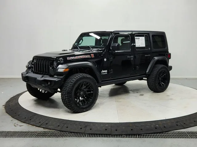Used 2021 Black Jeep Unlimited Islander image 4