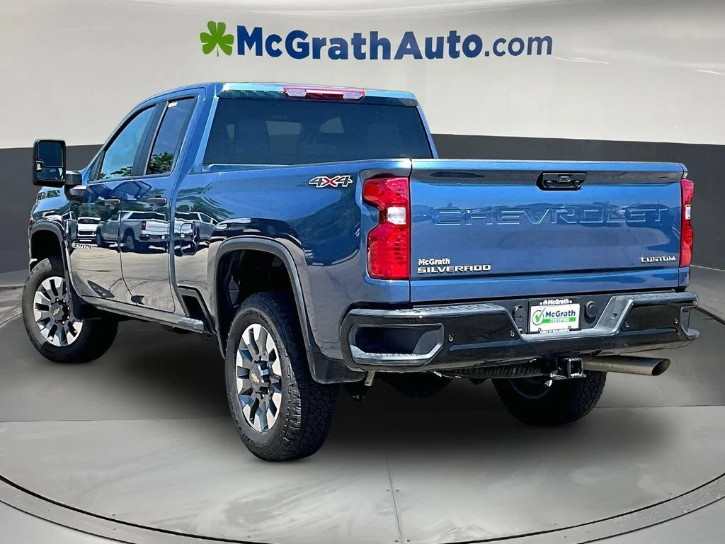 Used 2026 Blue Chevrolet Custom image 5