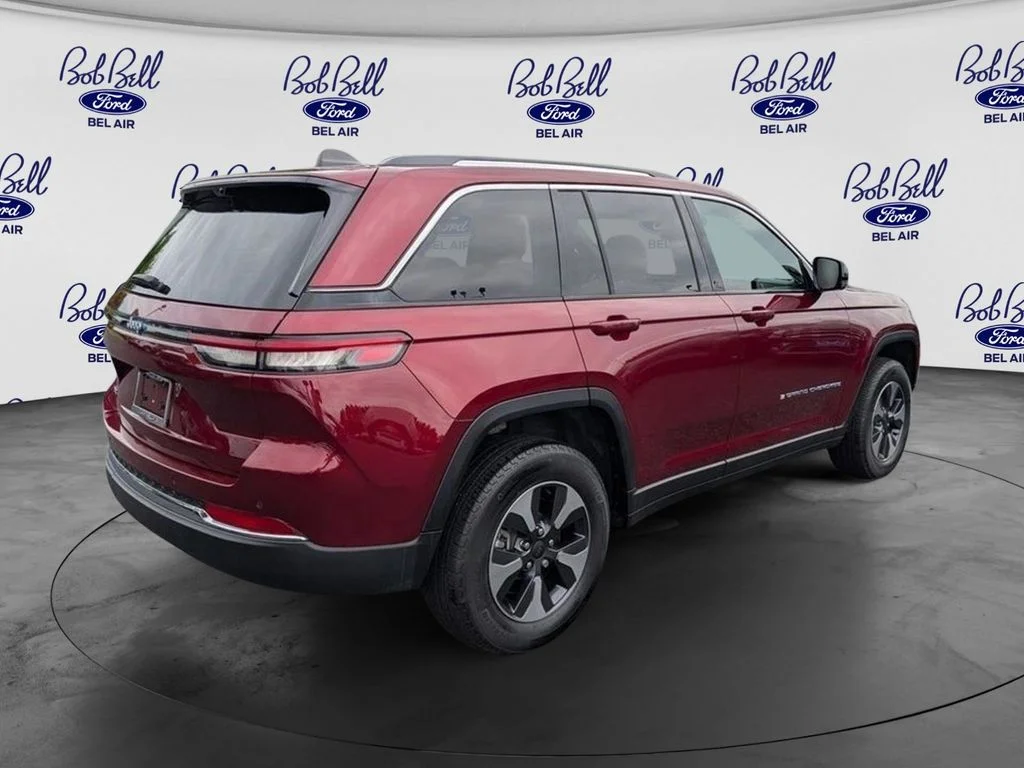 Used 2022 Velvet Red Pearlcoat Jeep 4xe image 3