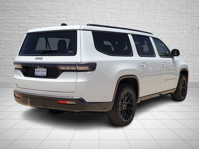 New 2026 Bright White Clear-Coat Exterior Paint Jeep Limited Reserve image 4