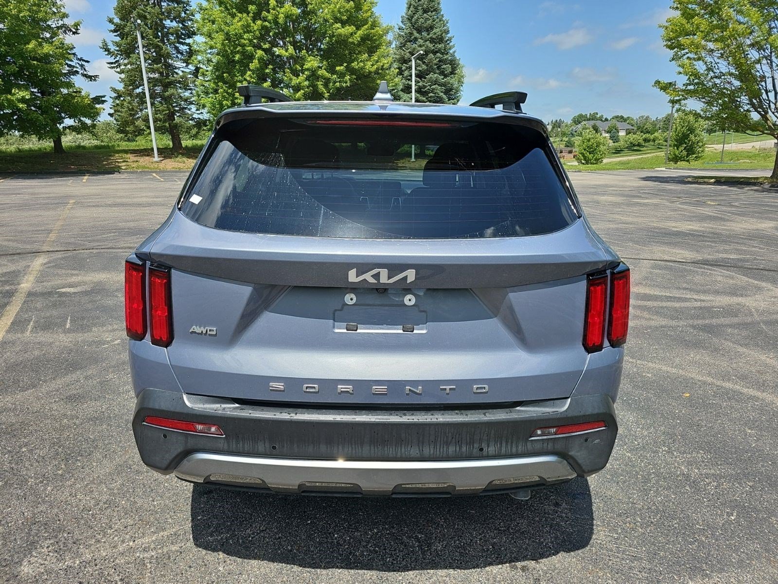 Used 2022 Everlasting Silver Kia X-Line SX Prestige image 4