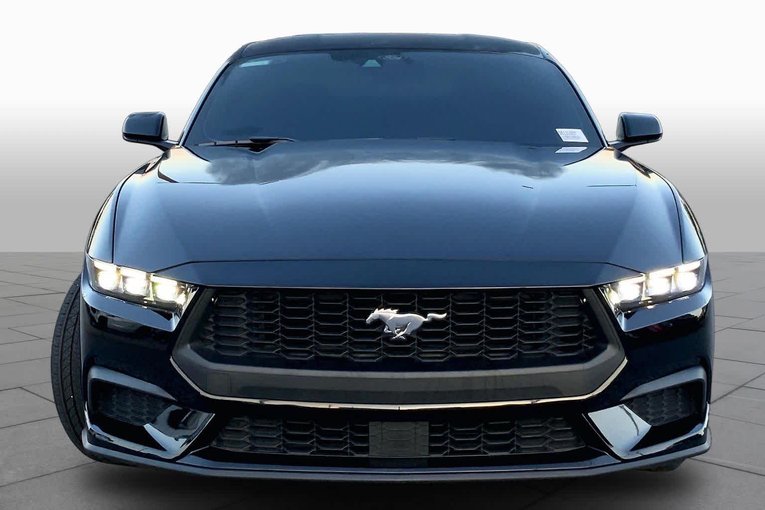Used 2025 Shadow Black Ford EcoBoost image 4