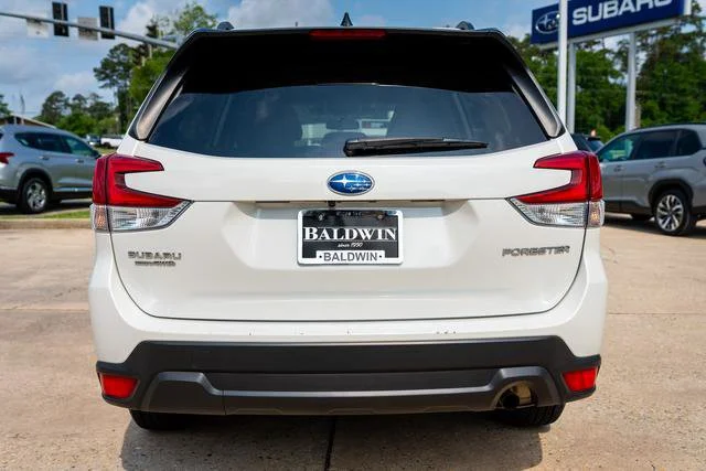 Certified Used 2024 Crystal White Pearl Subaru Premium image 5