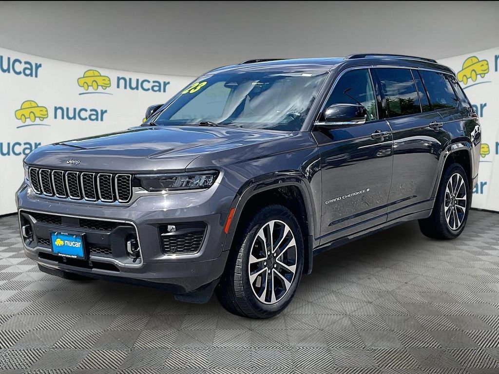 Used 2023 Baltic Gray Metallic Clearcoat Jeep Overland image 3