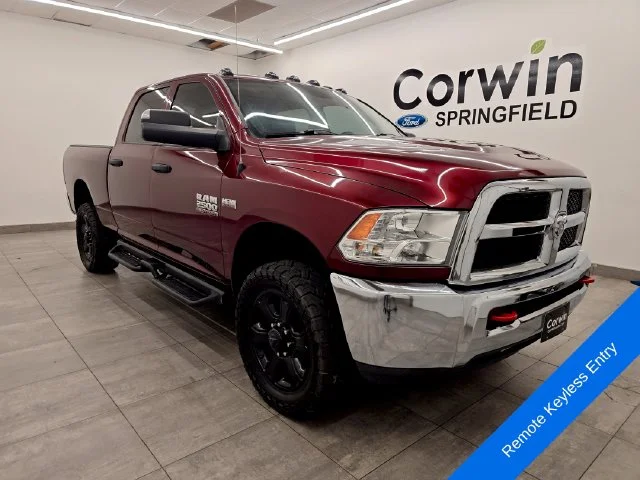 Used 2016 Delmonico Red Pearlcoat Ram Tradesman image 7