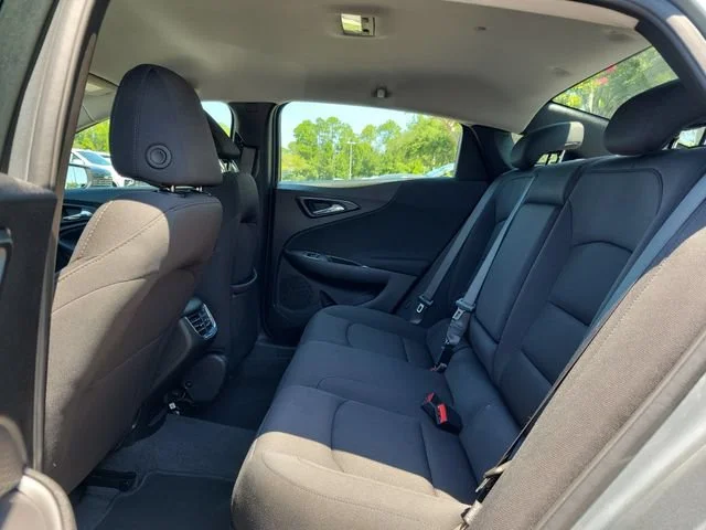 2025 Chevrolet Malibu 1LT - Photo 16