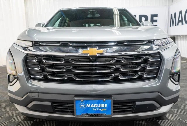 Used 2027 Sterling Gray Metallic Chevrolet LT image 3
