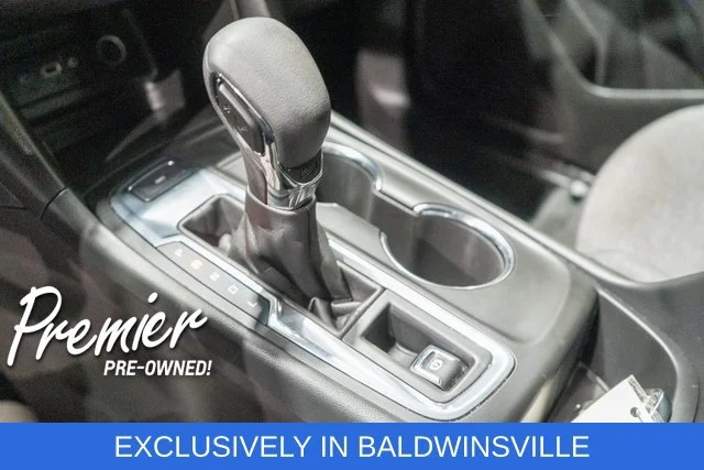 Used 2024 Radiant Red Tintcoat Chevrolet LT image 27