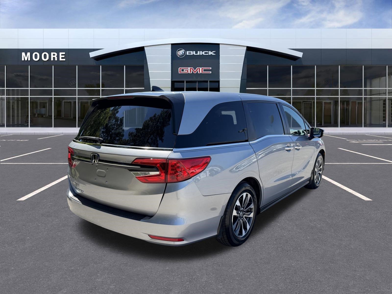 Used 2024  Honda EX-L image 4