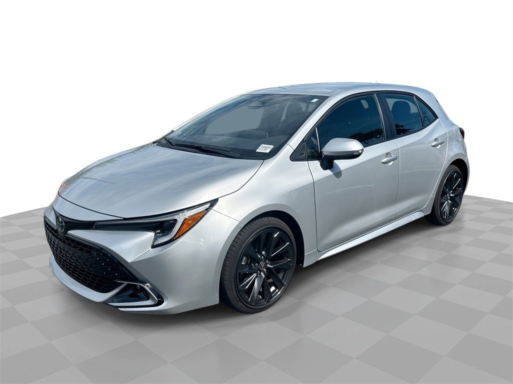 2025 Toyota Corolla Hatchback XSE