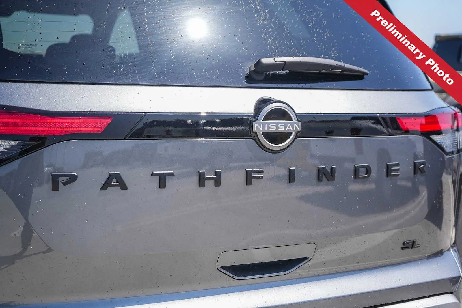 Certified Used 2025 Gun Metallic Nissan SL image 10