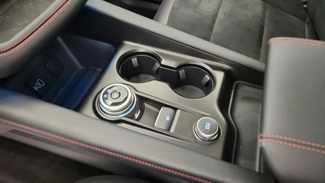 2026 Ford Explorer ST - Photo 16