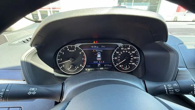 New 2026 White Nissan 2.5 SV image 28