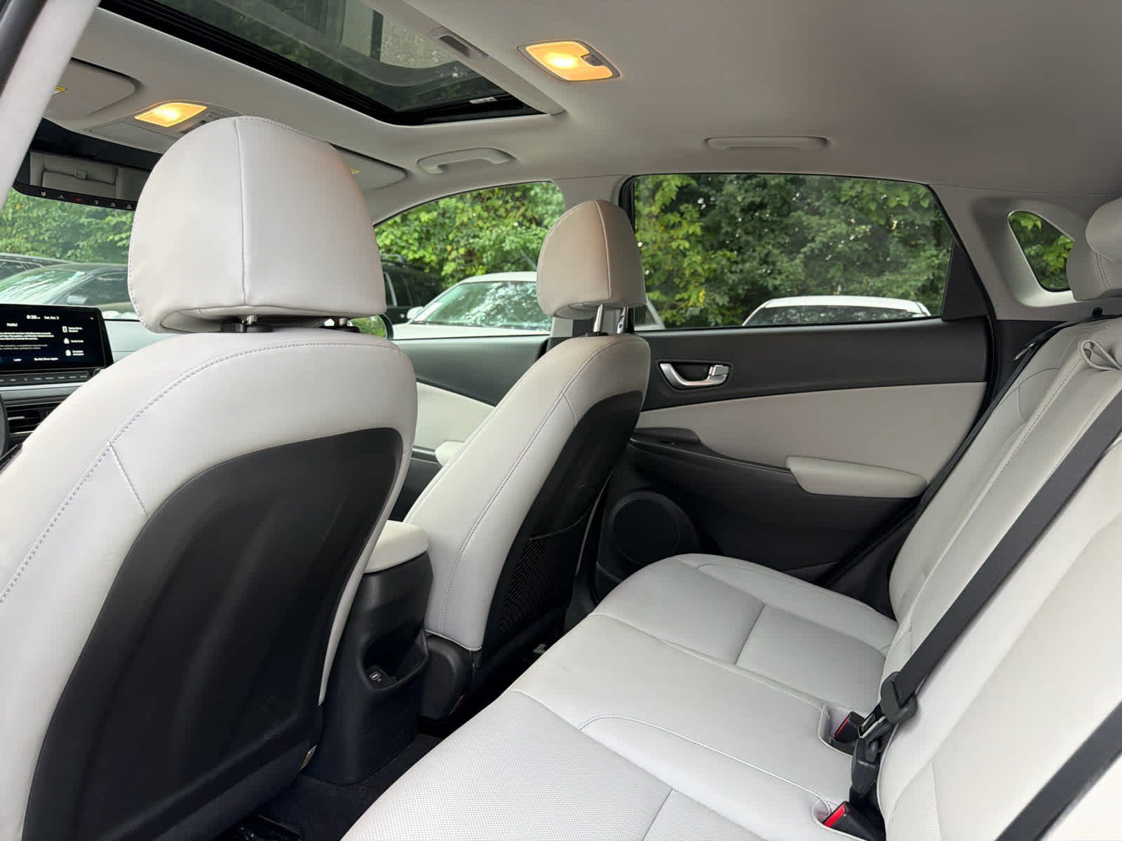 Certified Used 2023 Abyss Black Pearl Hyundai Limited image 6