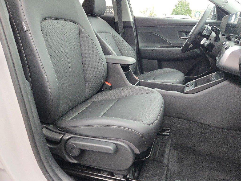 Used 2026 Cyber Gray Metallic Hyundai Limited image 4