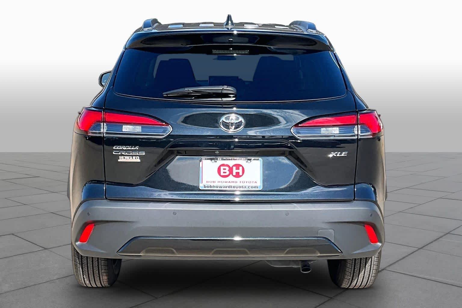 Used 2026 Jet Black Toyota XLE image 5