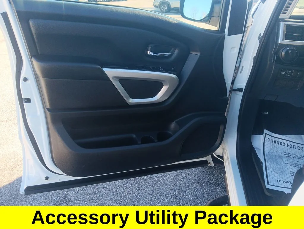 Used 2021 White Nissan SV image 11
